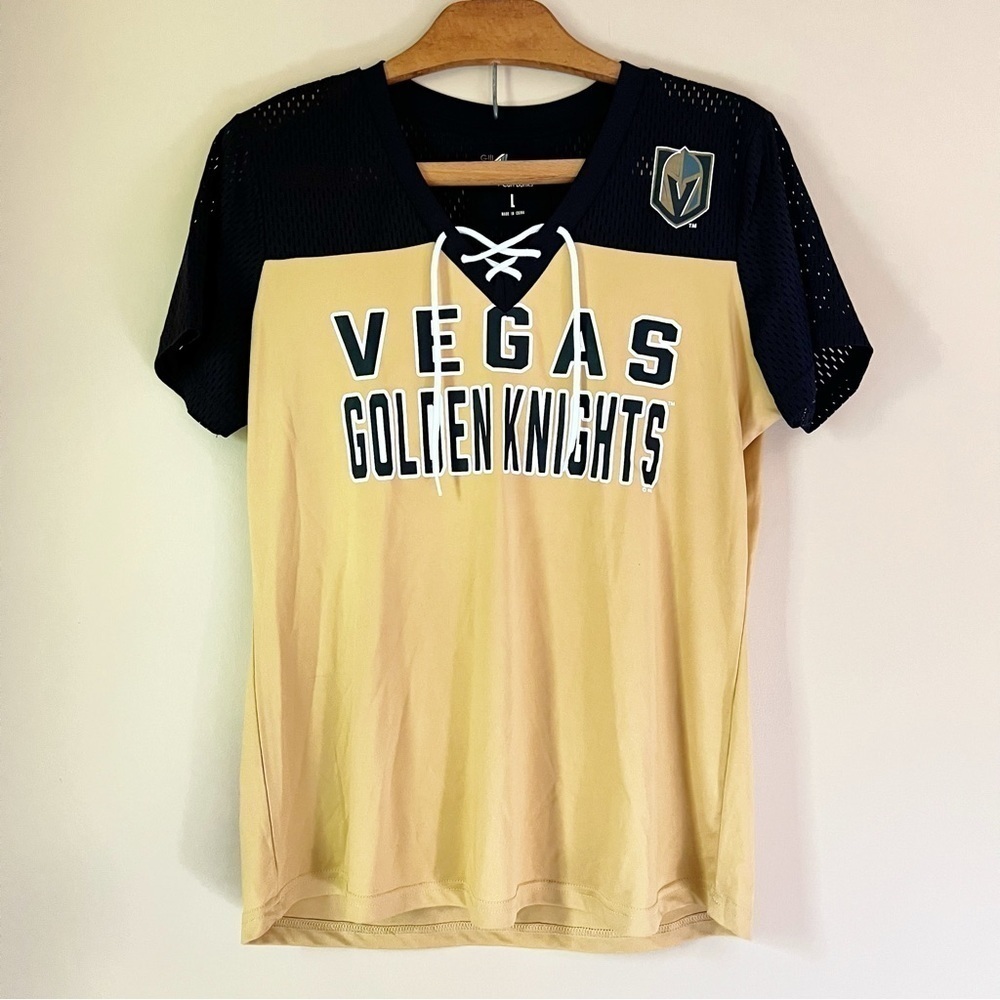 G-III 4 Her by Carl Banks Vegas Golden Knights Top